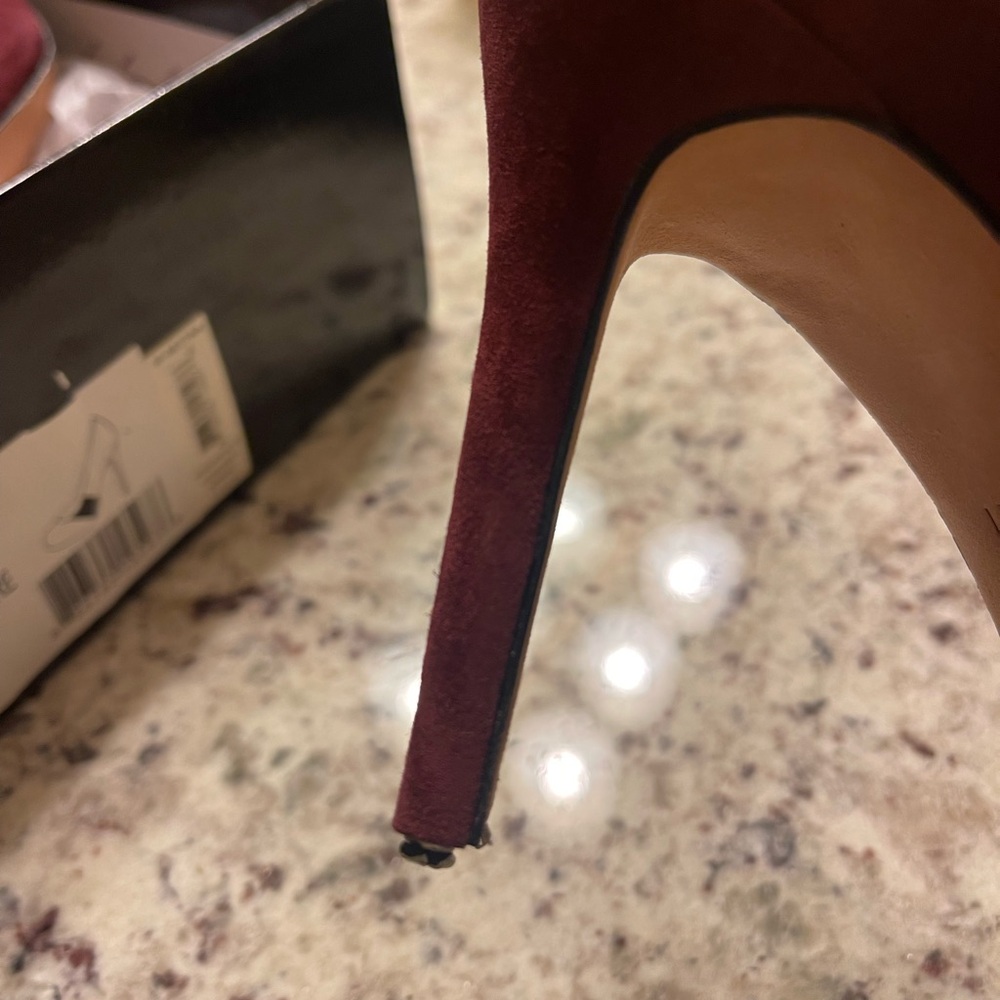 FREE! Saks Fifth Avenue Red Heels - FREE With any purchase! - Picture 8 of 10